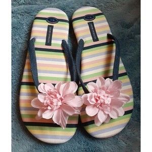 Victoria’s Secret  Pink Floral Stripped Sandals Beach Shoes Size Medium/ Large